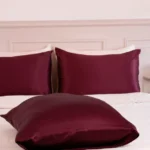 taie-oreiller-soie-bordeaux