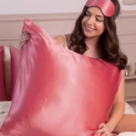 masque de nuit en soie rose corail anti rides