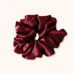 Chouchou en soie bordeaux intense anti-frisottis