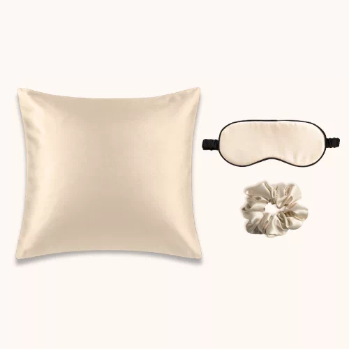 Coffret en soie champagne élégant taie 65x65, masque et chouchou