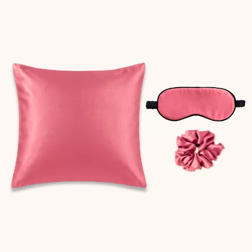 Coffret beauté en soie rose corail taie 65x65, masque et chouchou