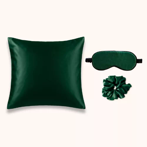 Coffret en soie vert sapin luxe taie 65x65, masque, chouchou