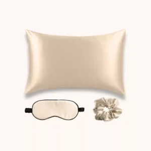 Coffret en soie champagne rectangulaire 50x70 avec masque et chouchou