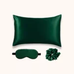 Coffret en soie vert sapin rectangulaire 50x70 avec masque et chouchou