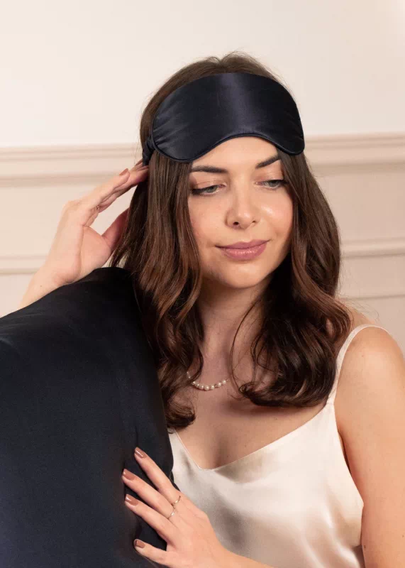 masque de nuit en soie bleu marine 100% murier