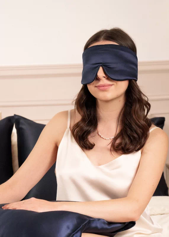 Masque ajustable en soie bleu nuit fabrication française