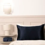 Taie en soie Bleu Nuit fabriquée en France