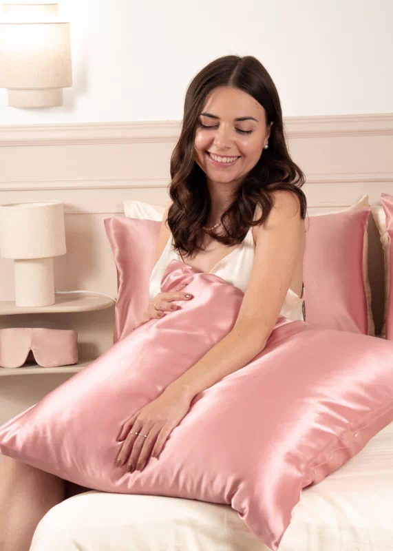 taie d oreiller en soie vieux rose