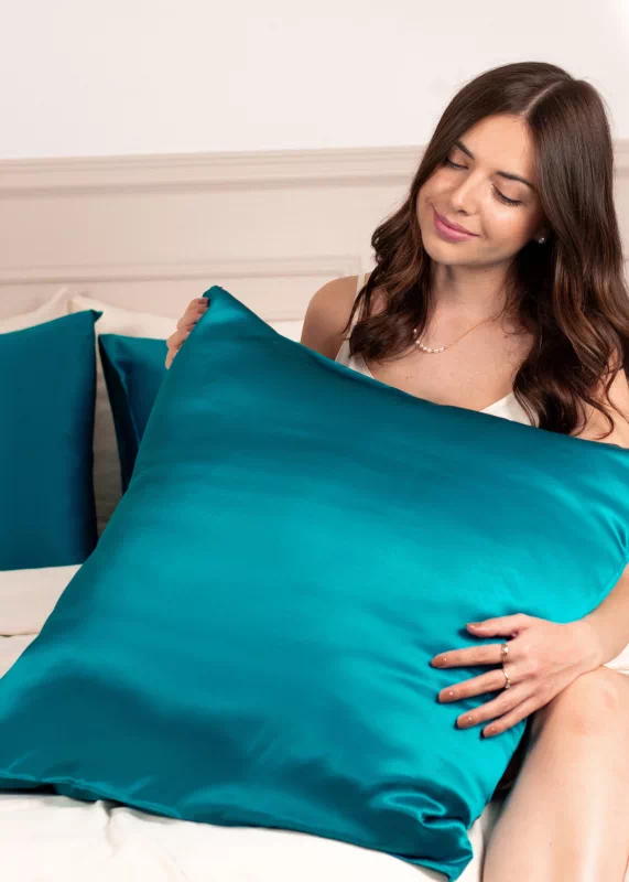 Taie en soie bleu canard naturelle pour peau sensible et cheveux