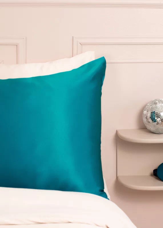 aie en soie bleu canard homme soin peau et cheveux