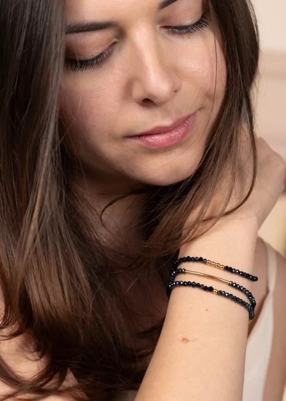 bracelet femme multi rangs bleu nuit