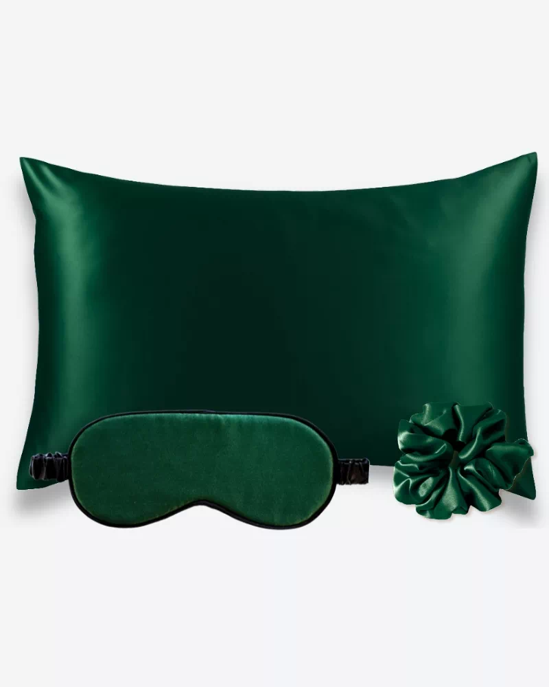Coffret en soie Vert sapin avec taie d’oreiller, masque de nuit et chouchou