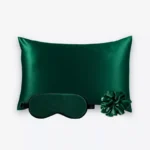 Taie d’oreiller, masque de nuit et chouchou en soie vert sapin