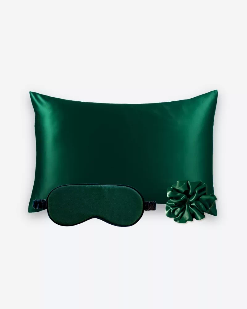 Taie d’oreiller, masque de nuit et chouchou en soie vert sapin