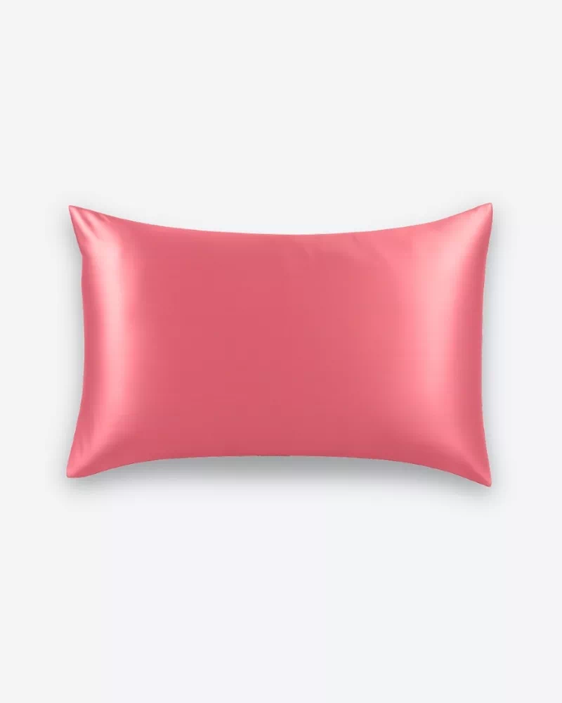 Taie d’oreiller en soie coloris corail