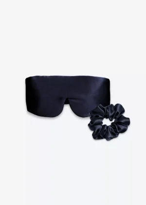 Coffret Duo Nuit Bandeau : masque bandeau réglable et grand chouchou en soie bleu nuit.