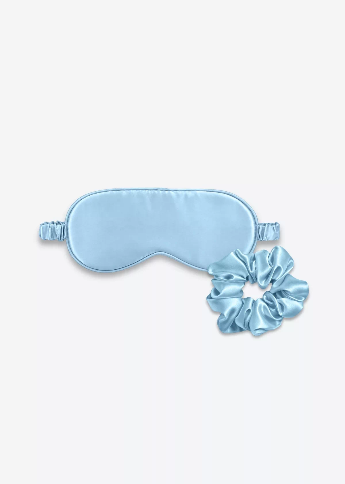 Coffret Duo Nuit : masque de nuit classique et grand chouchou en soie bleu ciel.