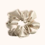 Chouchou en soie champagne fabriqué en soie premium